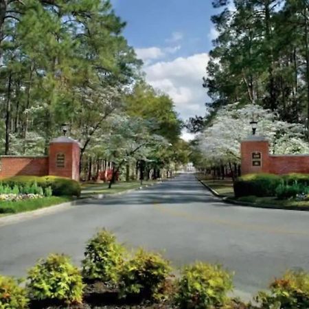 Comfortable Cottage On The Blue Mile - Close To Gsu! Statesboro Buitenkant foto